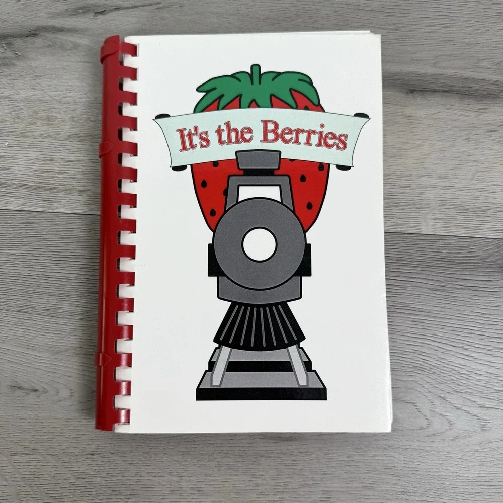 Vintage It's The Berries Cookbook Ashland Strawberry Faire Spiral 2001 Recipes